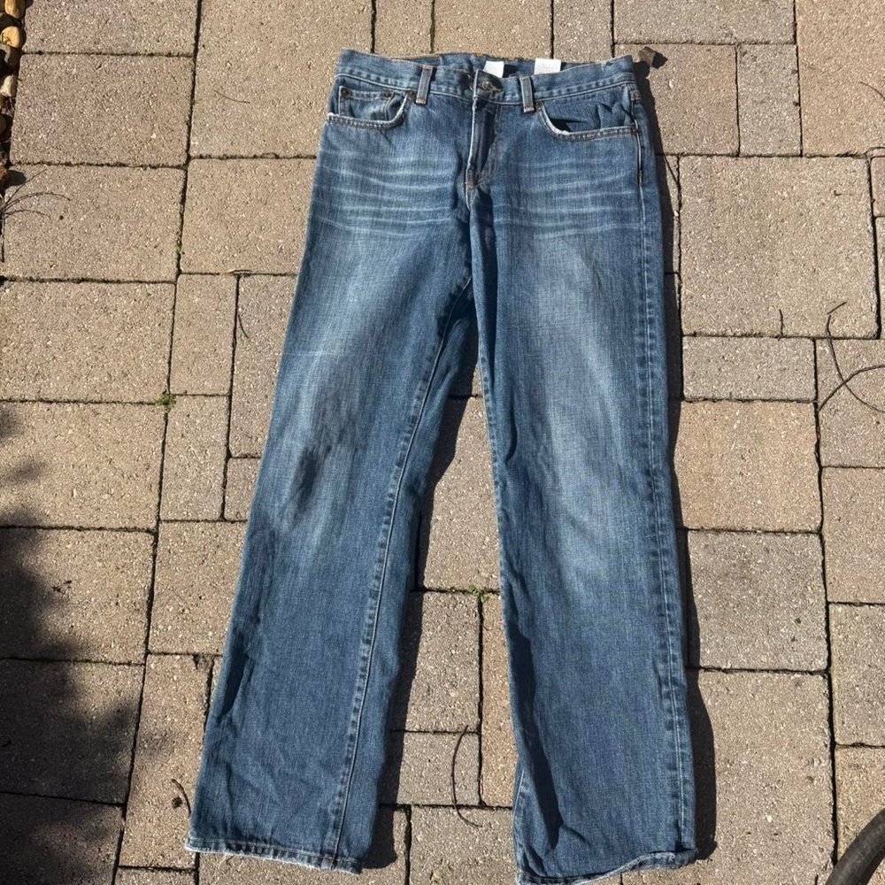 Lucky Brand Women's Blue and Navy Jeans

Size 6 • Excellent condition